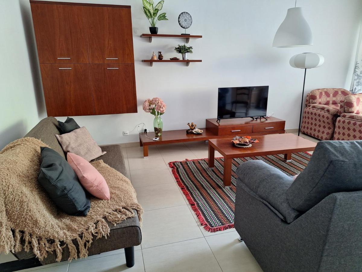 Espacoso Com Excelente Espaco Exterior Appartement Albufeira